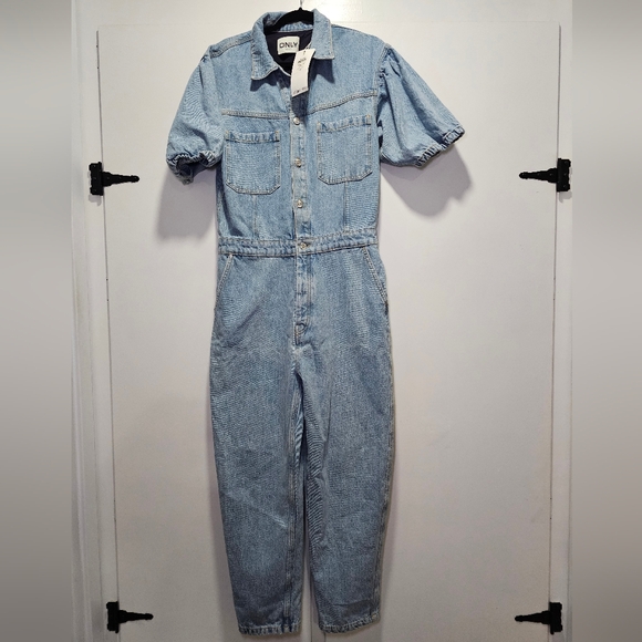 NWT Only Puff Sleeve Denim Jumpsuit In Light Blue, Size Large - Picture 4 of 9